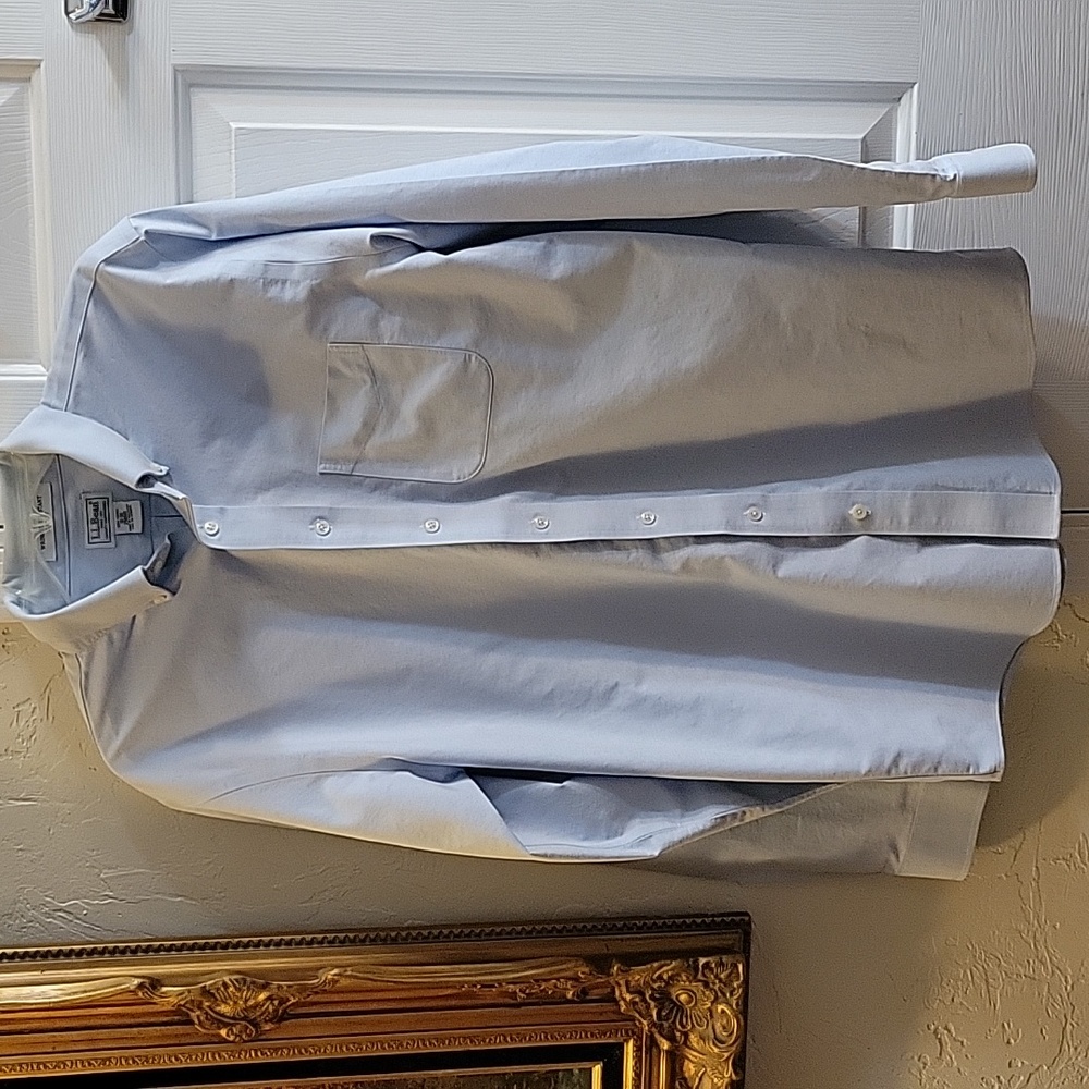 L.L. Bean Wrinkle Resistant Trim Fit Long Sleeve Button Down Shirt
